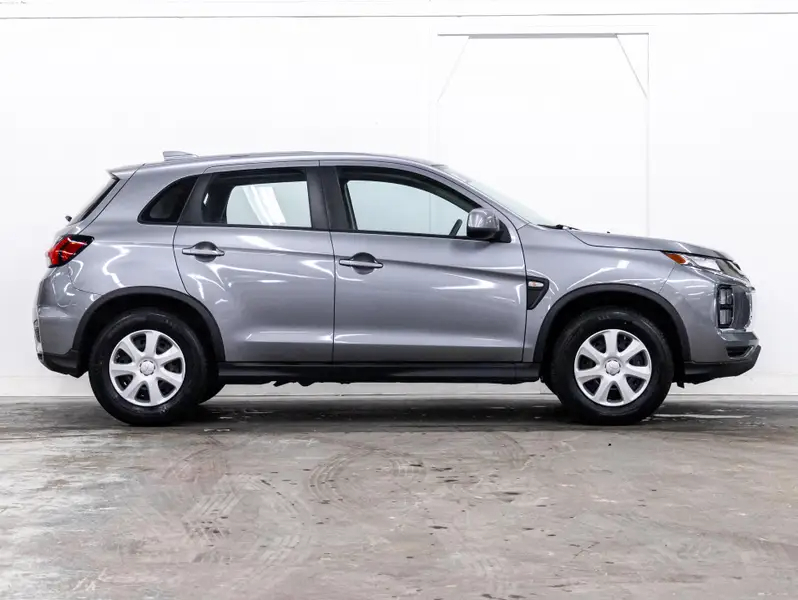2022 Mitsubishi RVR64385623752193124
