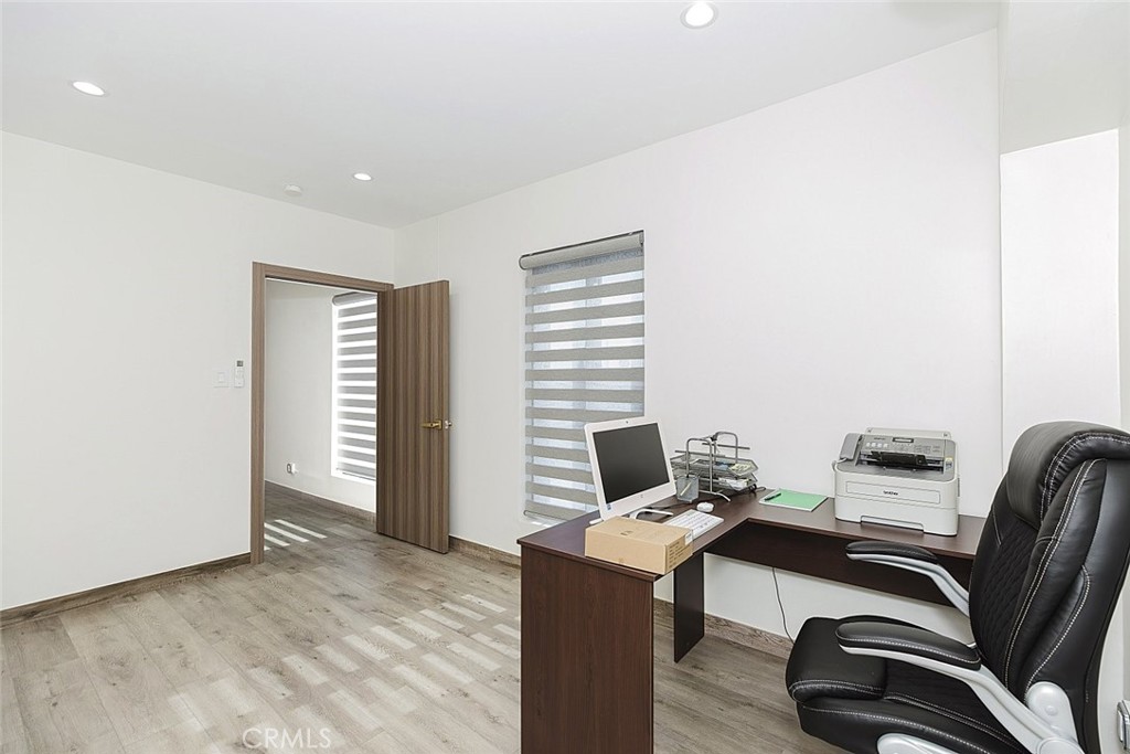 11637 Tuxford Street 202 Sun Valley CA, 9135264112802575105120