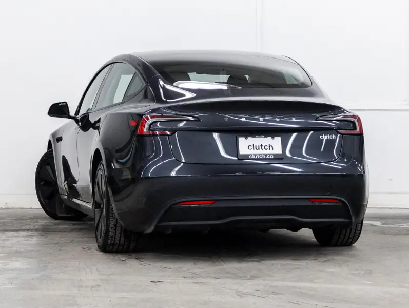 2024 Tesla Model 363637446827649123