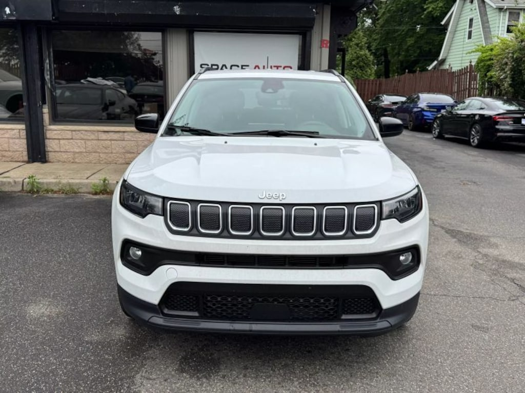 Pre-Owned 2022 Jeep Compass Latitude Sport Utility 4D63271731823491120