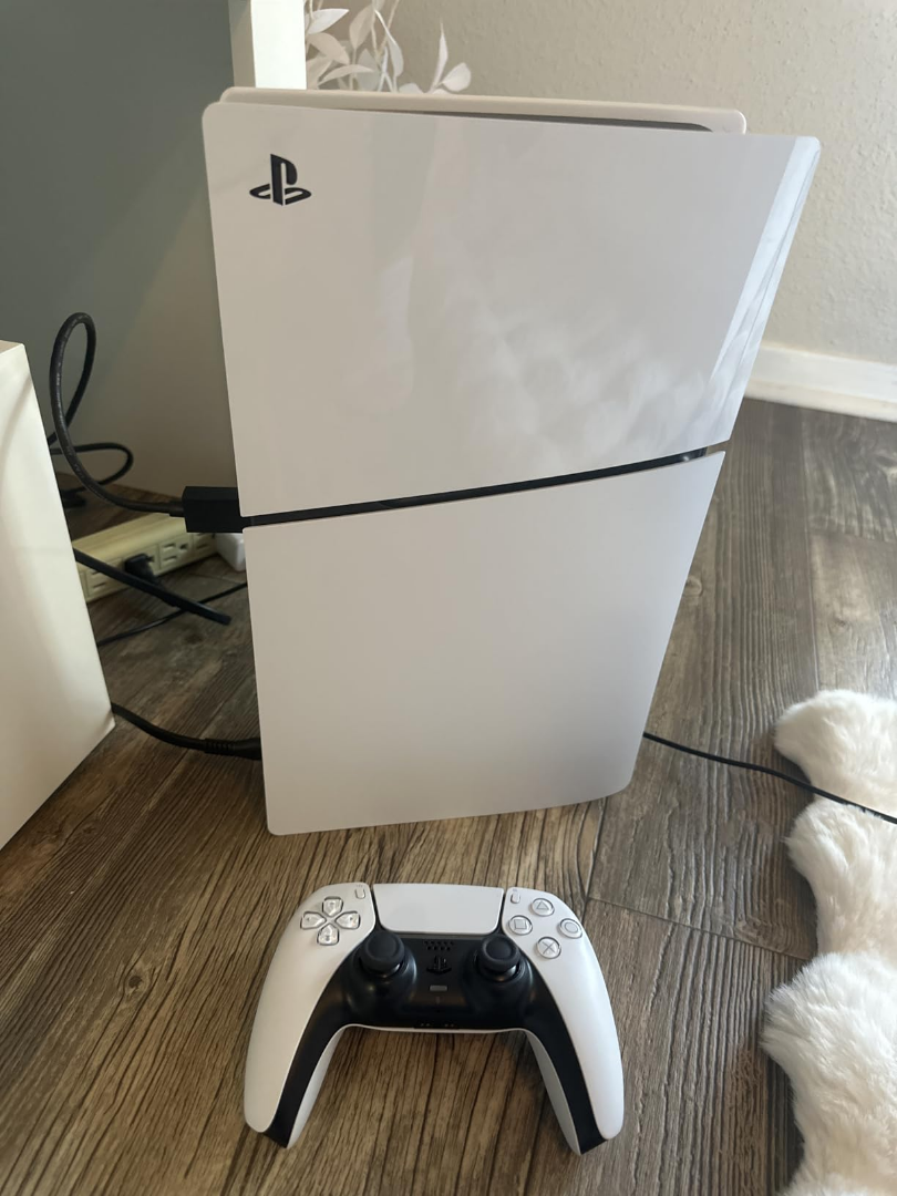 PlayStation 5 console (slim)-- Like New63125621875073124