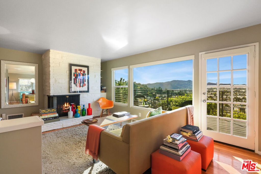 1313 Corona Drive Glendale CA, 9120563710276514947121