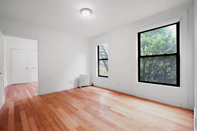 168 East 81st Street63654692181761121
