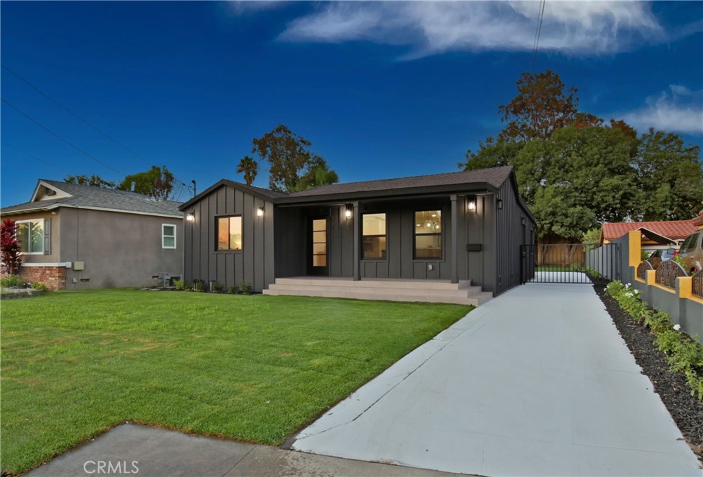 8343 Vista Del Rio Avenue, Downey CA, 9024063613214652035121