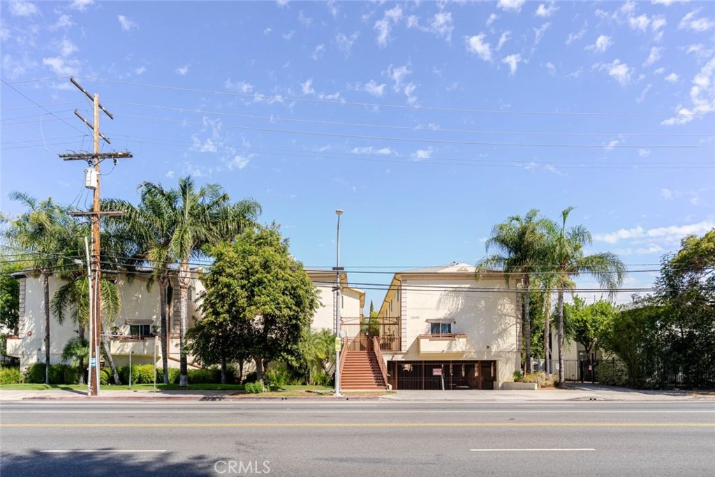 15053 Victory Boulevard 5 Van Nuys CA, 9141164130293566338120