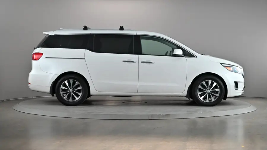 2018 Kia Sedona64111753897218124