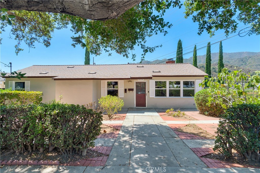 3352 Montrose La Crescenta CA, 9121463710497683201120