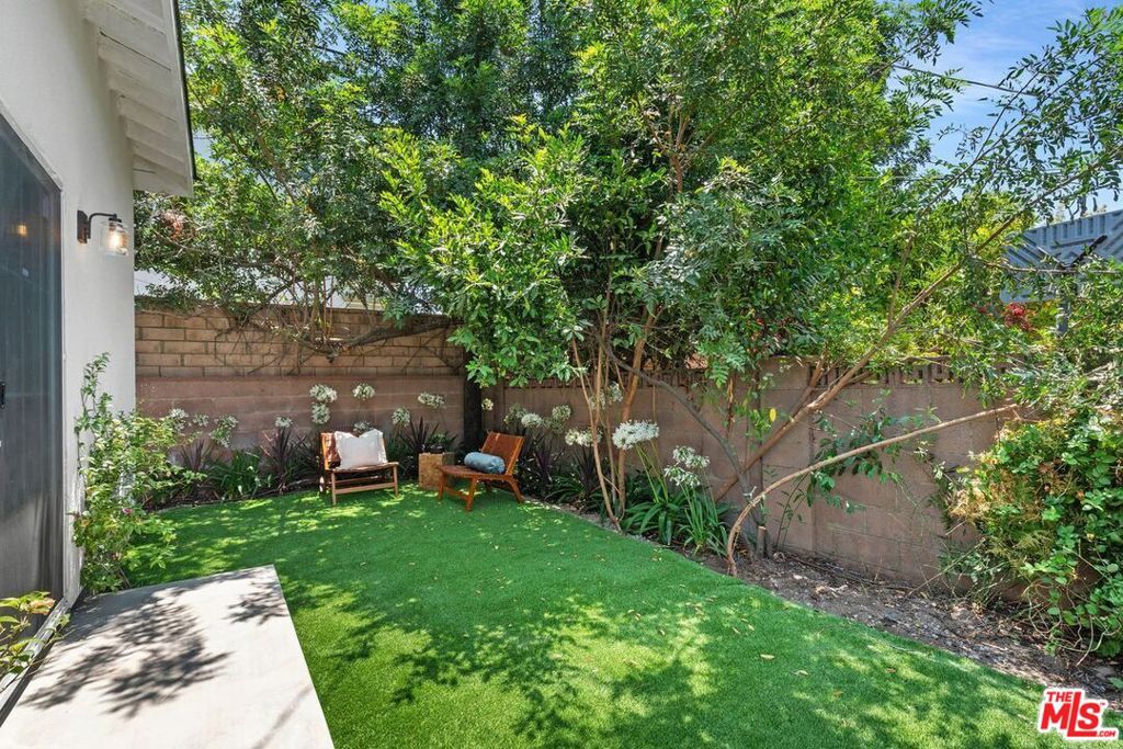9712 Saloma Ave, North Hills CA, 9134363713302552963122