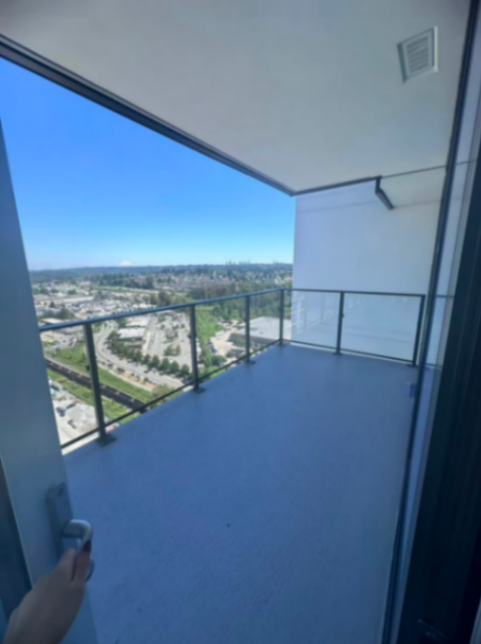 Brentwood – Corner Sub-Penthouse 2 Bed 2 Bath Apartment for Rent63499968438787122