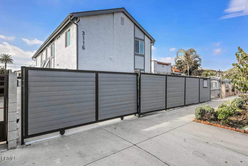 $2,600/month 3116 Casitas Avenue 3 Los Angeles CA, 9003964098521147905122