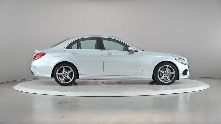 2018 Mercedes-Benz C-Class63747300026113124