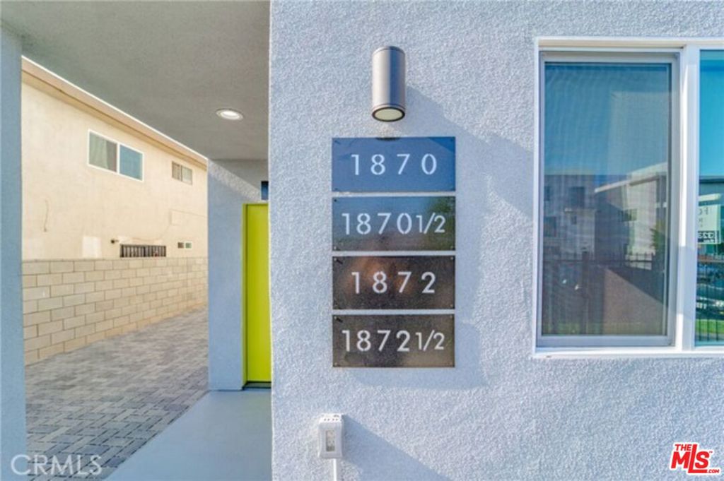 1870 W 20th Street Los Angeles CA, 9000764119916799875121