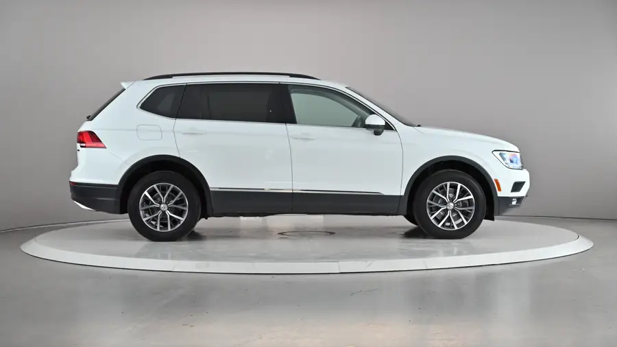 2020 Volkswagen Tiguan63615464699139124