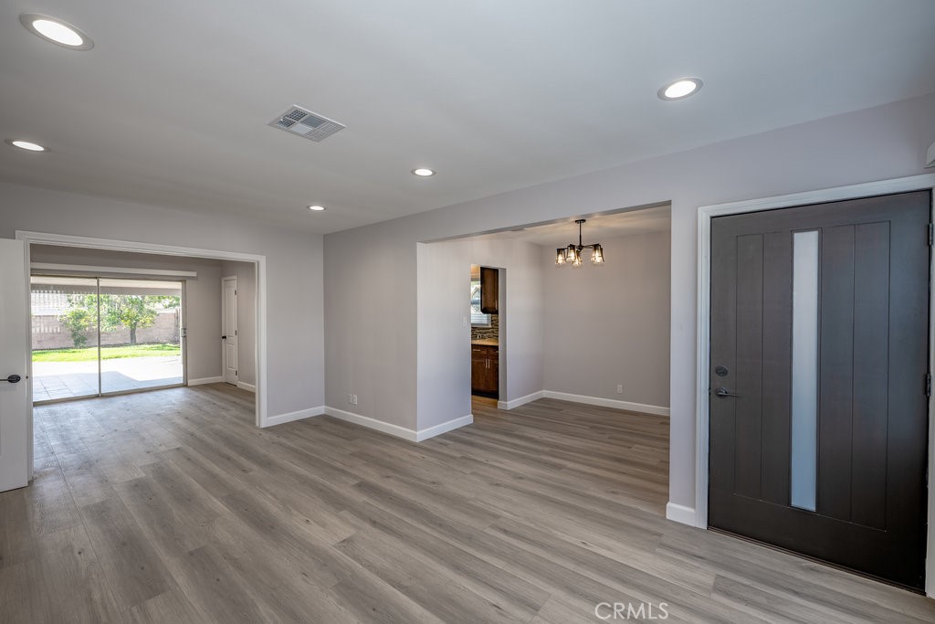 11906 Covello Street North Hollywood CA, 9160563645455901185121