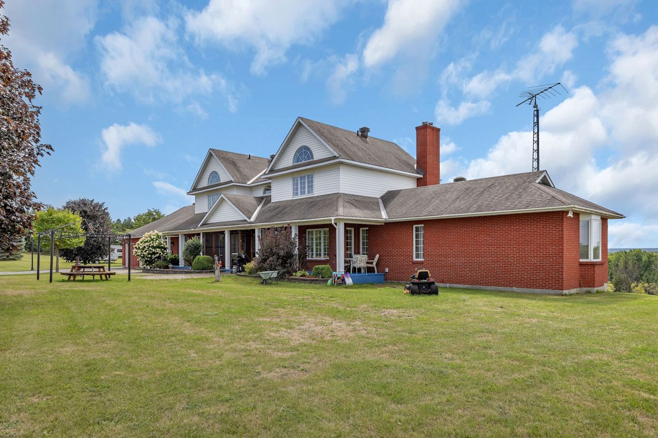 3031 Greenland Road