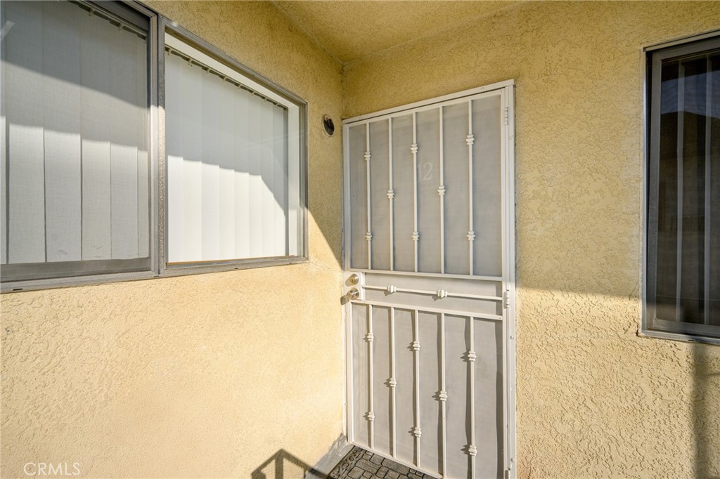 208 E Chevy Chase Drive 12 Glendale CA, 9120564109376881281120