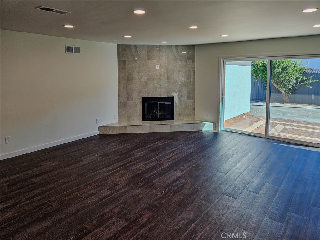 12948 Lull Street North Hollywood CA, 9160563647392806401121