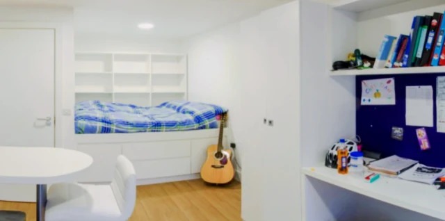 The Colston64184357257474123