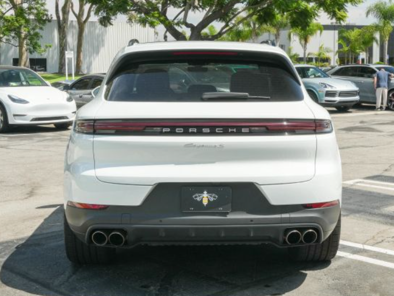2024 Porsche Cayenne S Sport Utility 4D63516114975619122