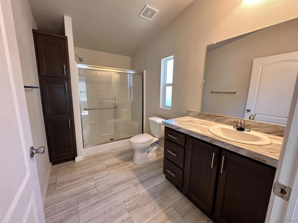 22899 Byron Road 110 Crestline CA, 9232564069062180737121