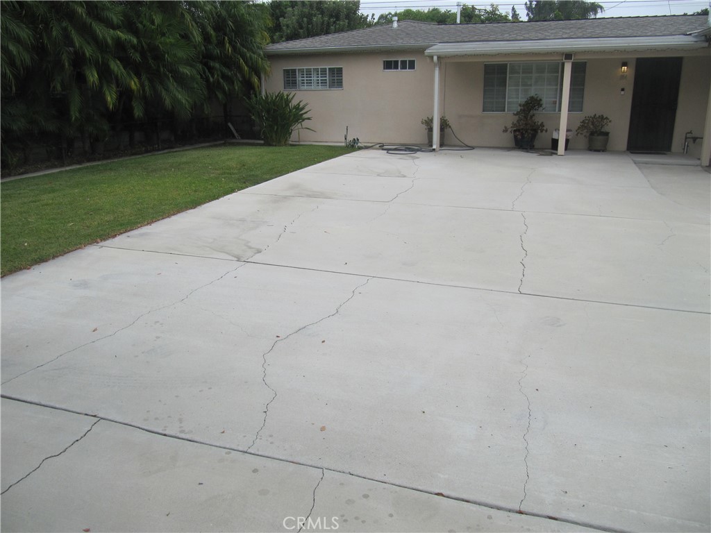 814 N Cucamonga Avenue, Ontario CA, 9176463865483245313121