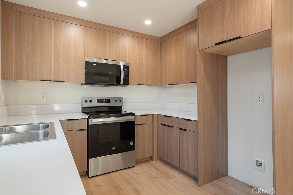 $2,495/mes 5166 S Manhattan 2 Los Angeles CA, 9006264134300519298122
