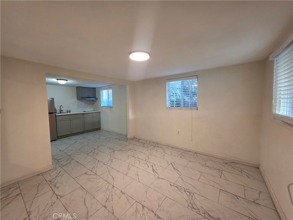 $1,200/mes 523 Brookside C Redlands CA, 9237364086655423235121