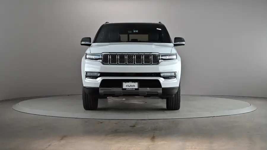 2023 Jeep Grand Wagoneer