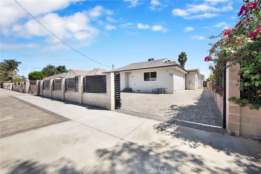 6712 Saint Clair Avenue North Hollywood CA, 9160663770165441539120