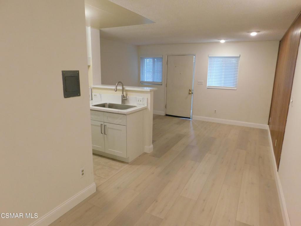 6213 Whitsett Avenue North Hollywood CA, 9160663710285309953121