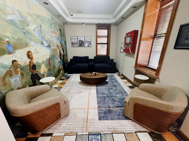 Apartamentos del Parque Central63448357140353122