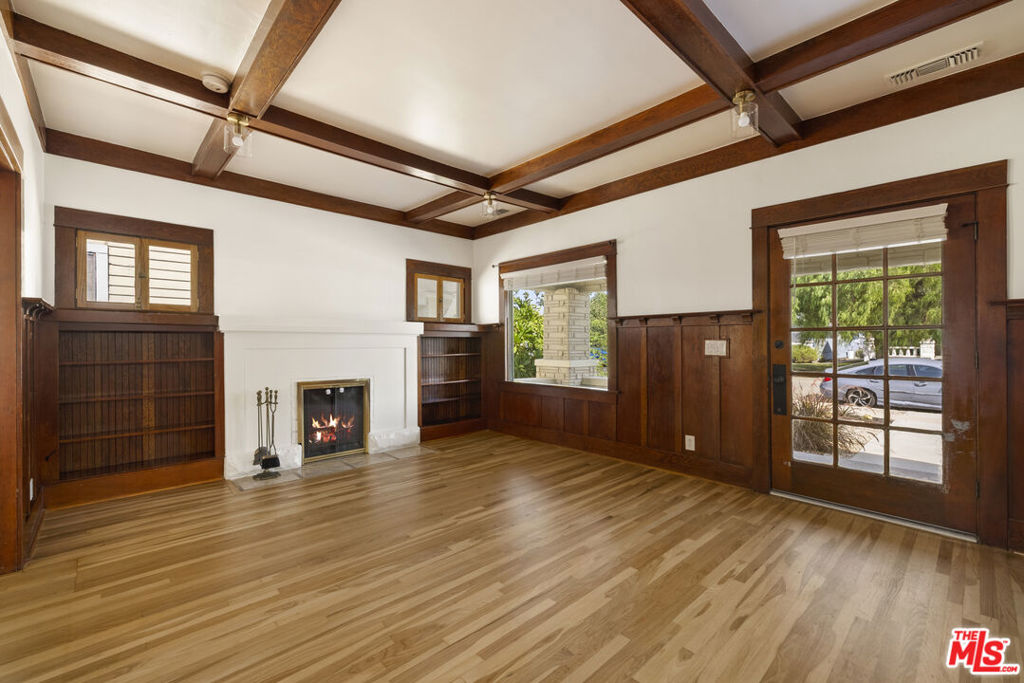 3633 3rd Avenue Los Angeles CA, 9001863866261249539122