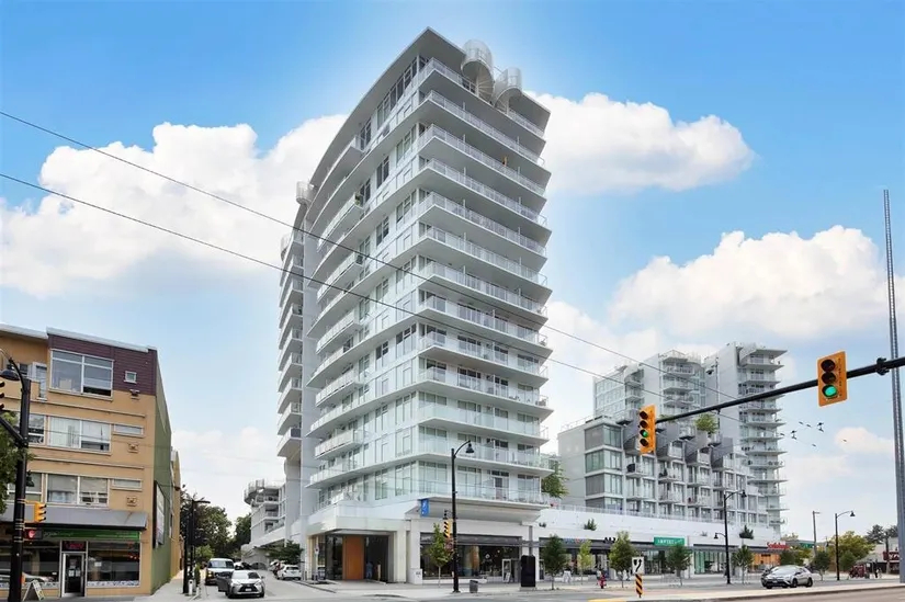 2220 Kingsway 312, Vancouver, BC