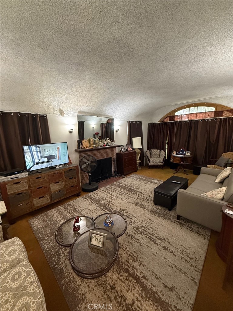 471 Bennett Street, Compton CA, 9022063822364434689121