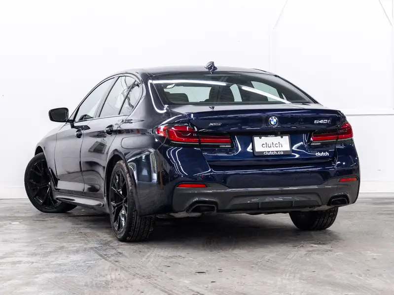 2022 BMW 5 Series64300132838146124
