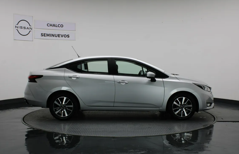 Nissan Versa 1.6 Advance AT64682748614530121