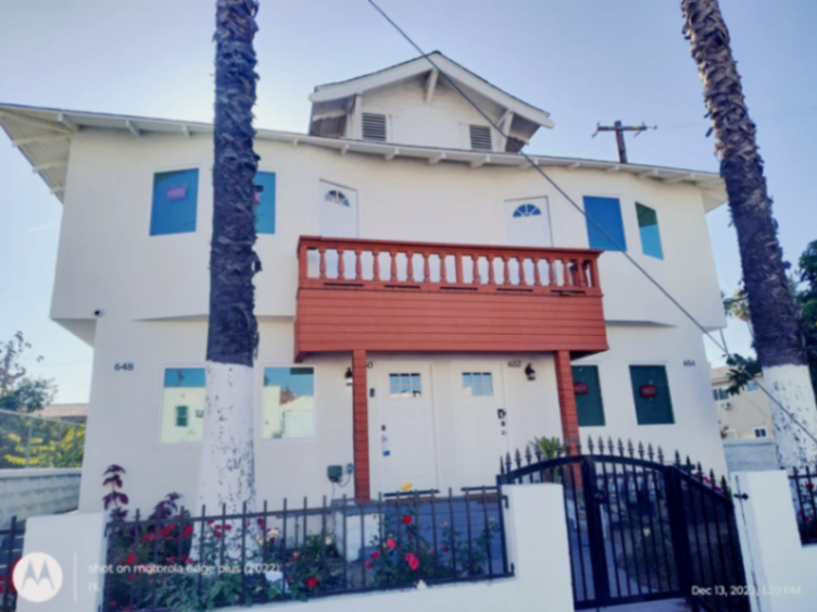 648 W 30th St63581892082691121