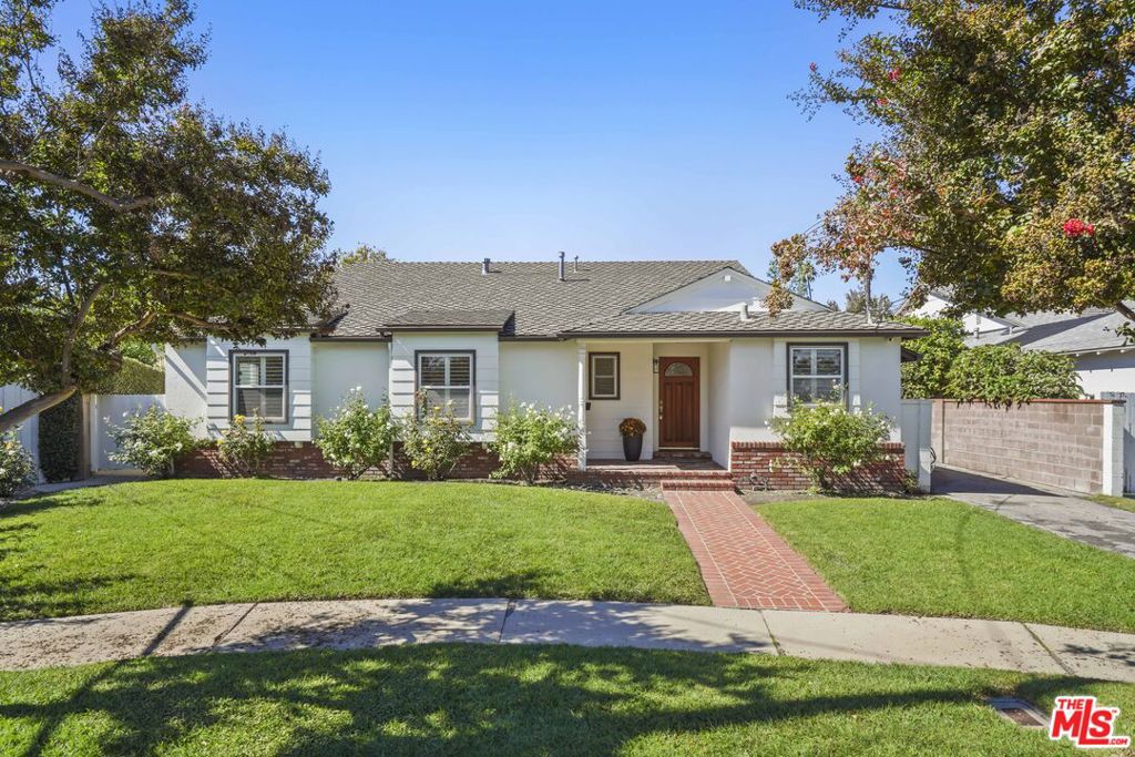 4875 Bluebell Avenue Valley Village CA, 9160764101757692545120