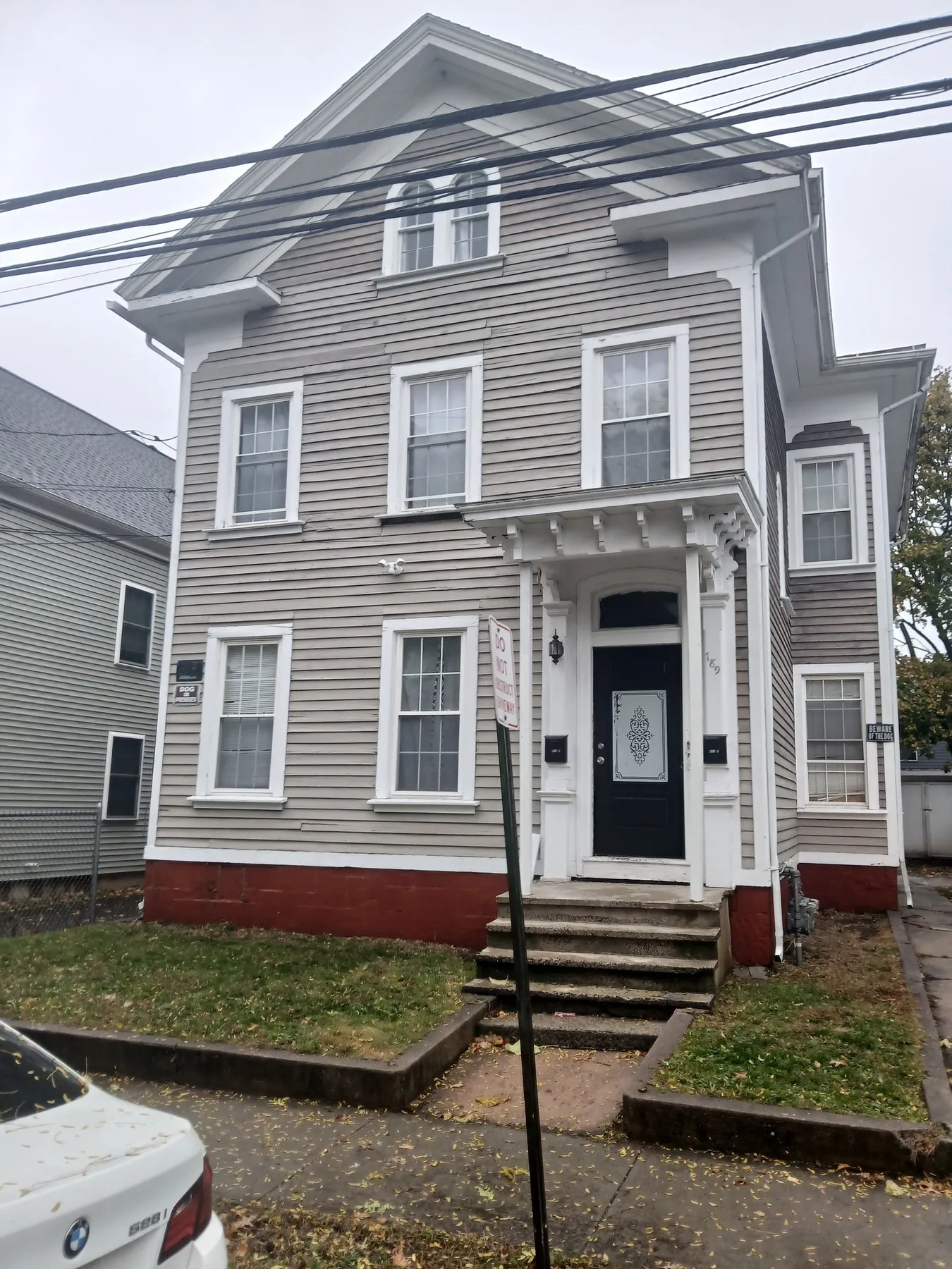 189 Putnam Street