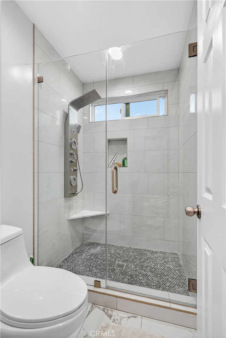 5376 Fairview Boulevard 209, Los Angeles CA, 9005663644935045633122