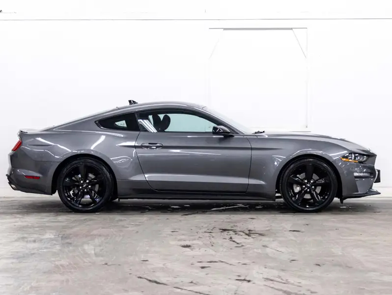 2022 Ford Mustang