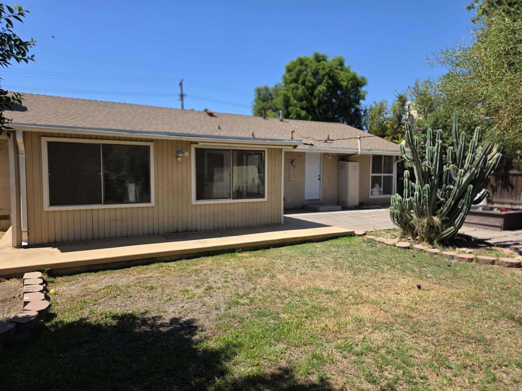 7748 DeSoto Street, Canoga Park CA, 9310463624230513155121