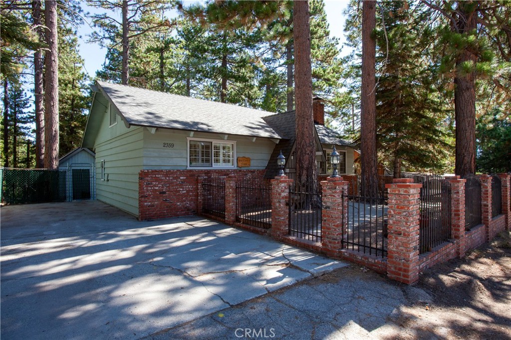 3831 Saint Johnswood Drive, Woodland Hills CA, 9136463713088295043122