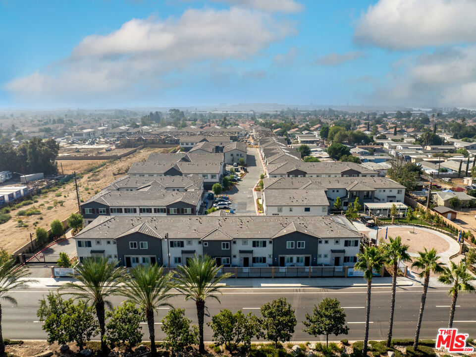 13995 Foothill Boulevard 1111 Fontana CA, 9233564119054918147122