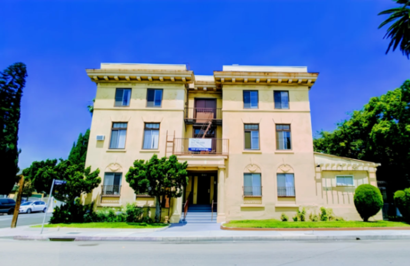 841 W. 23rd St.63582038752515120