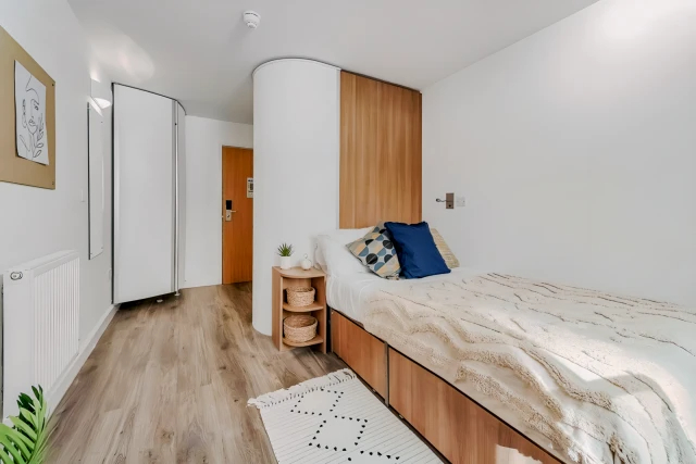Gob Islington Residence64087955867649122
