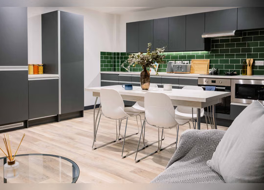 Leonardo, Leeds Platinum Ensuite – Loft64297675699459125
