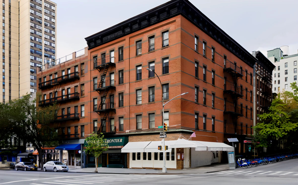176 East 81st Street63659708332033120