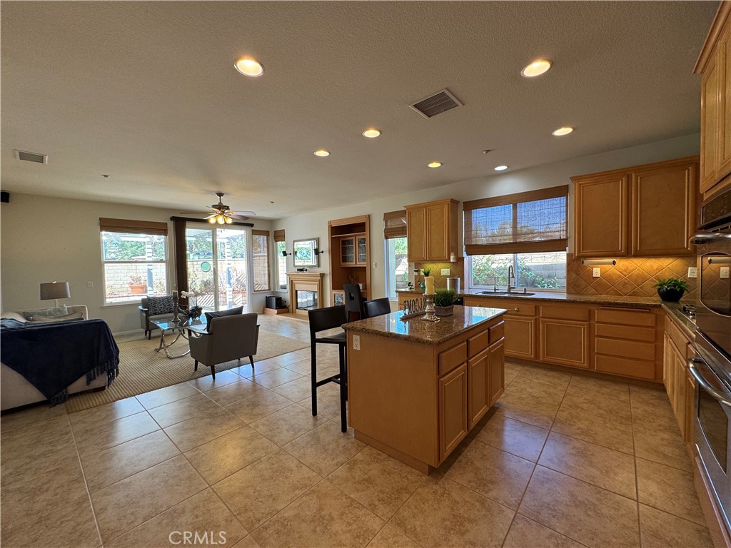 327 Tomko Way, Placentia CA, 9287063867245222403122
