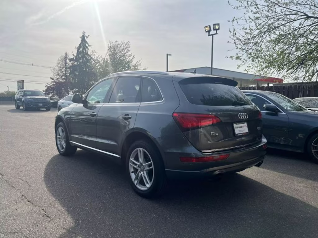 Audi Q5 2.0T Premium Plus SUV deportivo de 4 puertas, usado, año 201663270802854657121
